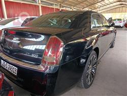 كرايسلر 300